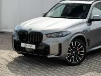 Gebraucht BMW X5 Performance 352 PS (258 kW) 2025 Skyscraper grey metallic SUV