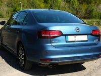 Używany VW Jetta Allstar 125 KM (91 kW) 2016 Niebieski Sedan/Limuzyna