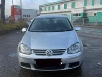 Gebraucht VW Golf V 140 PS (102 kW) 2004 Silber Kleinwagen
