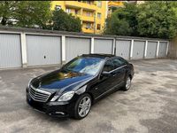Gebraucht Mercedes E350 211 PS (155 kW) 2009 Schwarz Limousine