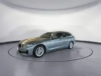 Gebraucht BMW 540 Sport Line 340 PS (250 kW) 2023 Grau Kombi