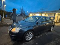 Gebraucht VW Jetta 122 PS (89 kW) 2009 Schwarz Limousine