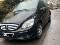 Gebraucht Mercedes B150 95 PS (69 kW) 2005 Schwarz Van / Kleinbus