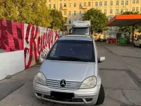 Gebraucht Mercedes Vaneo 82 PS (60 kW) 2002 Silber Van / Kleinbus