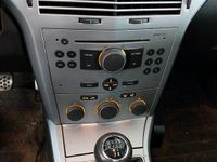 Gebraucht Opel Astra 105 PS (77 kW) 2005 Limousine