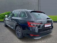 Gebraucht Skoda Superb LAURIN & KLEMENT 200 PS (147 kW) 2023 Schwarz Kombi