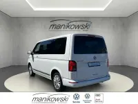 Gebraucht VW Multivan Generation Six 150 PS (110 kW) 2022 Candyweiß Van / Kleinbus