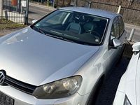 Gebraucht VW Golf VI Team 80 PS (58 kW) 2010 Silber Kleinwagen