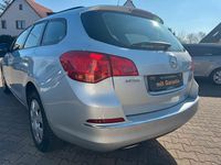 Gebraucht Opel Astra Selection 140 PS (102 kW) 2016 Silber Kombi