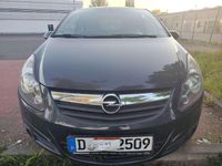 Używany Opel Corsa Edition 90 KM (66 kW) 2010 Hatchback