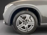 Gebraucht Mercedes GLC300 AMG line 269 PS (197 kW) 2025 Grau SUV