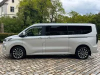 Neu Ford Tourneo Titanium 170 PS (125 kW) 2026 Silber Van / Kleinbus