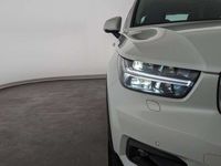 gebraucht Volvo XC40 XC40T4 2WD Inscription ACC+LED+NAVi+LEDER+RFK+