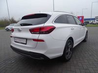 gebraucht Hyundai i30 cw 1.5 T-GDI AAC SHZ Kamera Temp Alu