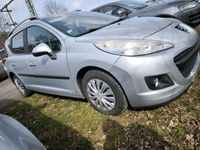 gebraucht Peugeot 207 1,4 Benzin