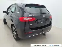 Gebraucht Mercedes B180 116 PS (85 kW) 2022 Schwarz Kleinwagen