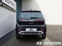 Gebraucht Hyundai Inster Select 71 kW (97 PS) 2025 Abyss black Kleinwagen