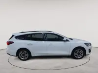 Gebraucht Ford Focus Cool & Connect 120 PS (88 kW) 2022 Frozen white Kombi