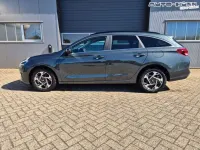 Neu Hyundai i30 Trend 150 PS (110 kW) 2026 Cypress green Kombi