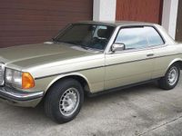 Gebraucht Mercedes 280 180 PS (132 kW) 1982 Grün Coupé