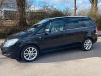 Gebraucht Opel Zafira Innovation 140 PS (102 kW) 2011 Schwarz Van / Kleinbus
