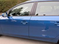 Gebraucht Audi A4 Attraction 143 PS (105 kW) 2011 Blau Kombi