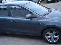 Gebraucht Hyundai i30 109 PS (80 kW) 2008 Grau Kombi