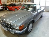 Używany Mercedes 560 227 KM (166 kW) 1986 Szary Kabriolet