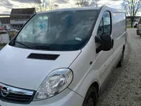 Gebraucht Opel Vivaro 114 PS (83 kW) 2011 Schwarz Van / Kleinbus