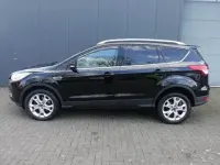 Käytetty Ford Kuga Titanium 150 HP (110 kW) 2016 Musta Katumaasturi