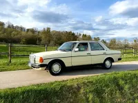 Gebraucht Mercedes 300 88 PS (64 kW) 1981 Beige Limousine