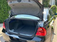 Gebraucht BMW 320 163 PS (119 kW) 2006 Schwarz Limousine