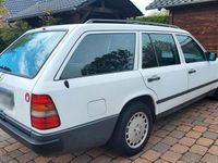 Second-hand Mercedes E230 132 CP (97 kW) 1988 Alb Break