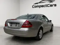 Gebraucht Mercedes E220 150 PS (110 kW) 2004 Silber Limousine