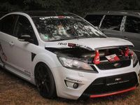 Gebraucht Ford Focus ST 226 PS (166 kW) 2010 Weiß Limousine