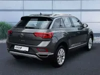 Gebraucht VW T-Roc Style 150 PS (110 kW) 2024 Indiumgrau metallic SUV