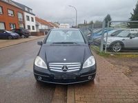 Gebraucht Mercedes A180 109 PS (80 kW) 2010 Schwarz Limousine