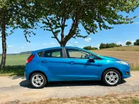 Gebraucht Ford Fiesta Titanium 101 PS (74 kW) 2013 Blau Kleinwagen