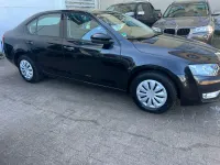 Gebraucht Skoda Octavia Ambition 105 PS (77 kW) 2014 Schwarz Kombi