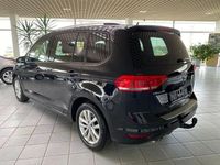 Gebraucht VW Touran Comfortline 150 PS (110 kW) 2016 Deep black perleffekt Van / Kleinbus