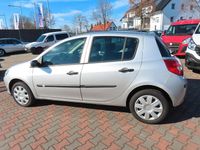 Gebraucht Renault Clio III Authentique 75 PS (55 kW) 2007 Grau Kleinwagen