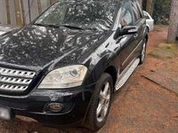 Gebraucht Mercedes ML320 224 PS (164 kW) 2008 Schwarz SUV