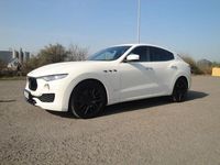 Gebraucht Maserati Levante 275 PS (202 kW) 2019 Weiß SUV