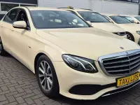 Gebraucht Mercedes E200 150 PS (110 kW) 2019 Hellelfenbein Limousine
