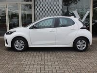 Neu Mazda 2 Center-Line 116 PS (85 kW) 2025 Weiß Kleinwagen