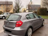 Gebraucht BMW 116 122 PS (89 kW) 2008 Grau Kleinwagen