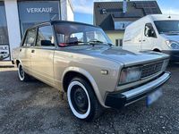 Gebraucht Lada 2105 65 PS (47 kW) 1983 Gold Limousine