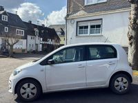 Second-hand VW up! 75 CP (55 kW) 2014 Alb Hatchback
