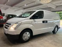 Gebraucht Hyundai H-1 116 PS (85 kW) 2016 Weiß Van / Kleinbus