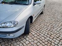 Gebraucht Renault Mégane Expression 95 PS (69 kW) 2000 Grau Limousine